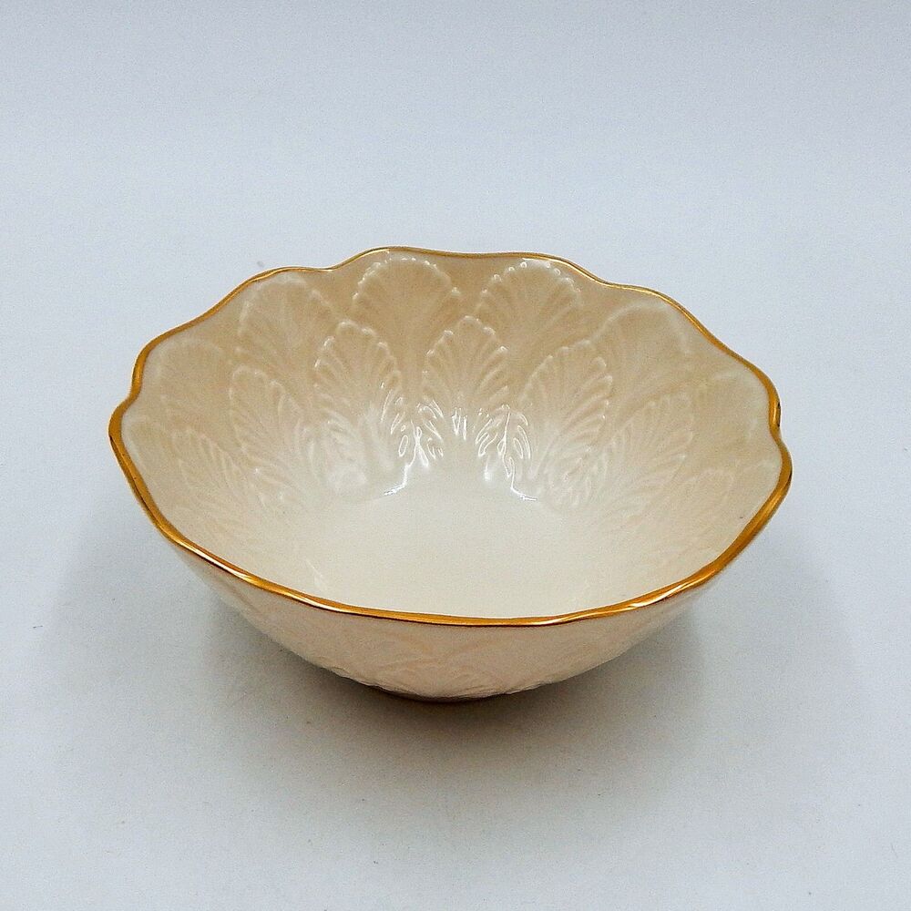 Lenox Greenfield Sylvan Dip Bowl Leaf Design Candy Dish 24K Gold Rim 4.5 In USA